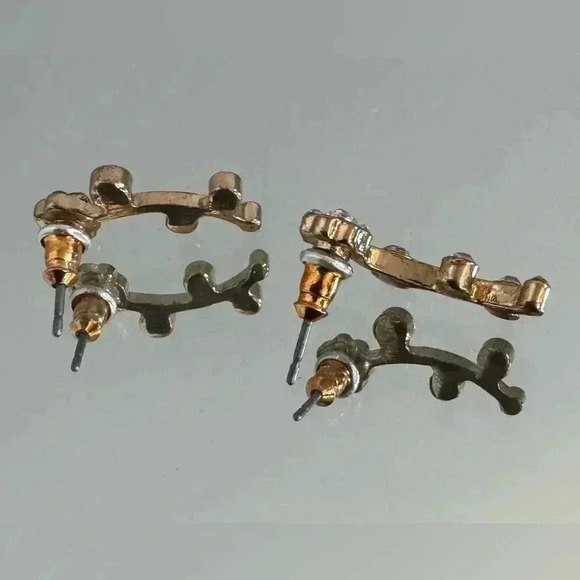 💟💎Vintage Crystal Floral  Stem Earrings - Picture 3 of 13